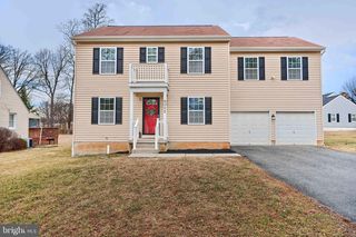 8002 Parks Ln, Baltimore, MD 21244