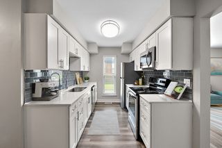 19880 Fort St #40202, Riverview, MI 48193