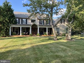 321 Nicholas Ln, Trappe, PA 19426