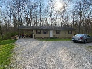 8212 Tina Ln, Knoxville, TN 37920
