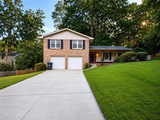 4081 Longview Dr, Atlanta, GA 30341