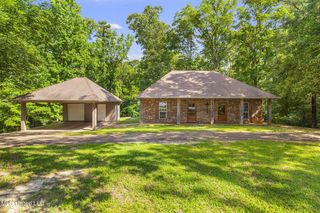 500 E  Dewey Camp Dr, Florence, MS 39073