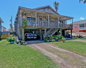 117 E Constellation Dr, South Padre Island, TX 78597