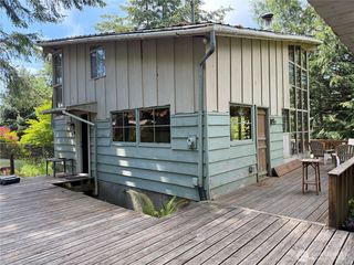 1114 E Madrona Boulevard NW, Lakebay, WA 98349