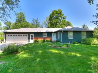3130 Northwood Dr, Ames, IA 50010
