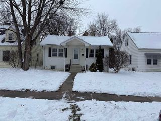 117 Bertch Ave, Waterloo, IA 50702