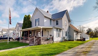41 Sharon St, Shelby, OH 44875