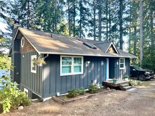 1941 E  Trails End Dr, Belfair, WA 98528