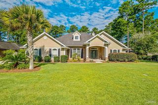 5965 Augustine Dr, Pace, FL 32571