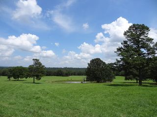 Candy Ln, Clinton, AR 72031