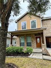 1611 Wooded Acres Dr, Humble, TX 77396