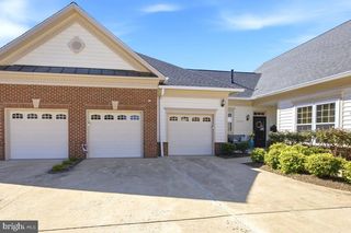 8356 Gaither St, Manassas, VA 20110