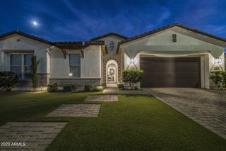 2171 E AQUARIUS Place, Chandler, AZ 85249