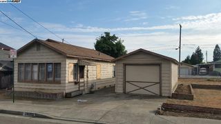 28203 E  13th St, Hayward, CA 94544