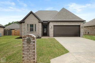 425 Brookstone Dr, Jonesboro, AR 72404