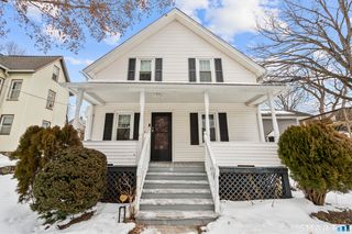 32 Lincoln Avenue, Norwalk, CT 06854
