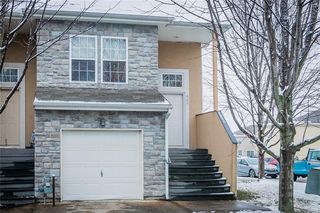 809 Woodson Ct, Gardner, KS 66030