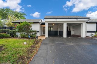 370 Fairway Circle #13, Weston, FL 33326