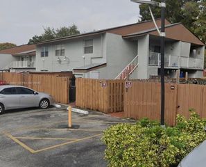 15441 SW 81st Circle Ln #41, Miami, FL 33193