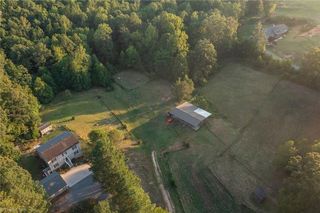 8655 Warner Rd, Kernersville, NC 27284