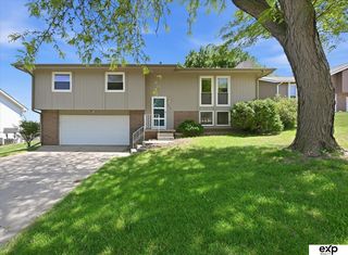 5819 N  127th Ave, Omaha, NE 68164