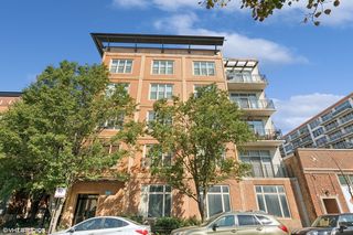 1228 W  Monroe St #309, Chicago, IL 60607