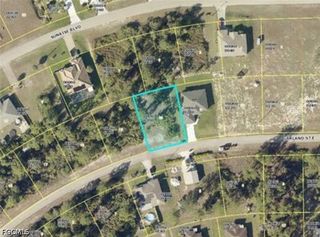 869 Garland St E, Lehigh Acres, FL 33974
