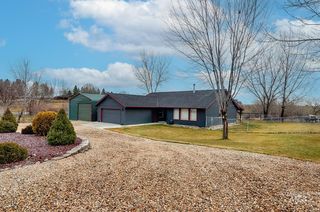 7500 Pleasant View Dr, Caldwell, ID 83607