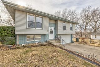 710 E  Beth St, Lansing, KS 66043
