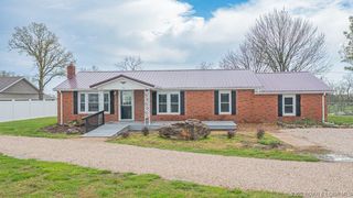 70 Scrivner Rd, Eldon, MO 65026