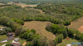 Walt Campbell Rd, Hazel Green, AL 35750