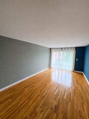7517 Caldwell Ave #3C, Middle Village, NY 11379