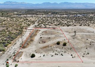 E  Avenue R #2, Littlerock, CA 93543