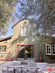 20616 Callon Dr, Topanga, CA 90290