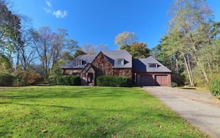 277 Webster Avenue, Bangor, ME 04401
