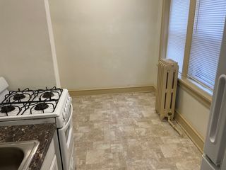 5709 W  Burnham St #7, Milwaukee, WI 53219