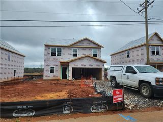 4766 Bell West Dr, Kernersville, NC 27284