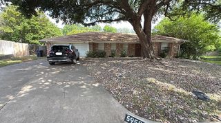 5950 Ashford Ct, Fort Worth, TX 76133