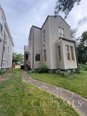 663 June St, Cincinnati, OH 45206