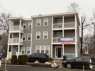 36 Main St #1, Bridgewater, MA 02324