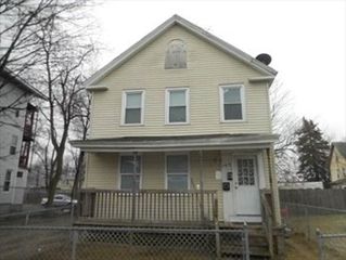145 Quincy St, Springfield, MA 01109