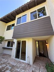 77 Cottonwood Cir, Rolling Hills, CA 90274