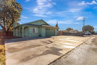 6540 Fairview Rd, Hollister, CA 95023