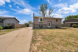 3824 Chief Dr, Rapid City, SD 57701