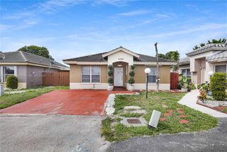 5296 NW 184th Ln, Opa Locka, FL 33055