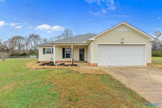 334 Earnhardt Dr, New Market, AL 35761