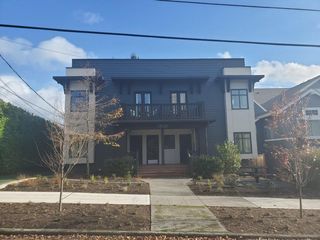3638 Meridian Ave  N #D, Seattle, WA 98103