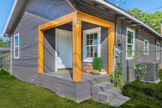2911 La Salle St, Fort Worth, TX 76111