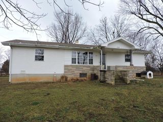 12167 N  Sandstone Ln, Fair Grove, MO 65648