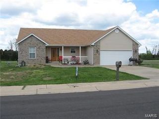 107 Woodbury Rd, Cuba, MO 65453